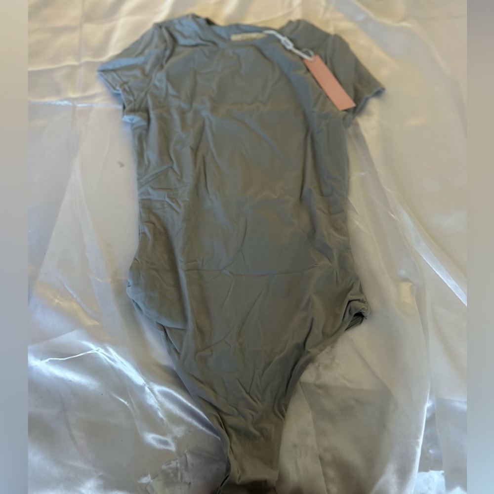 QINSEN Woman's Slimming... High Cut Bodysuit Gray‎ Size Small New